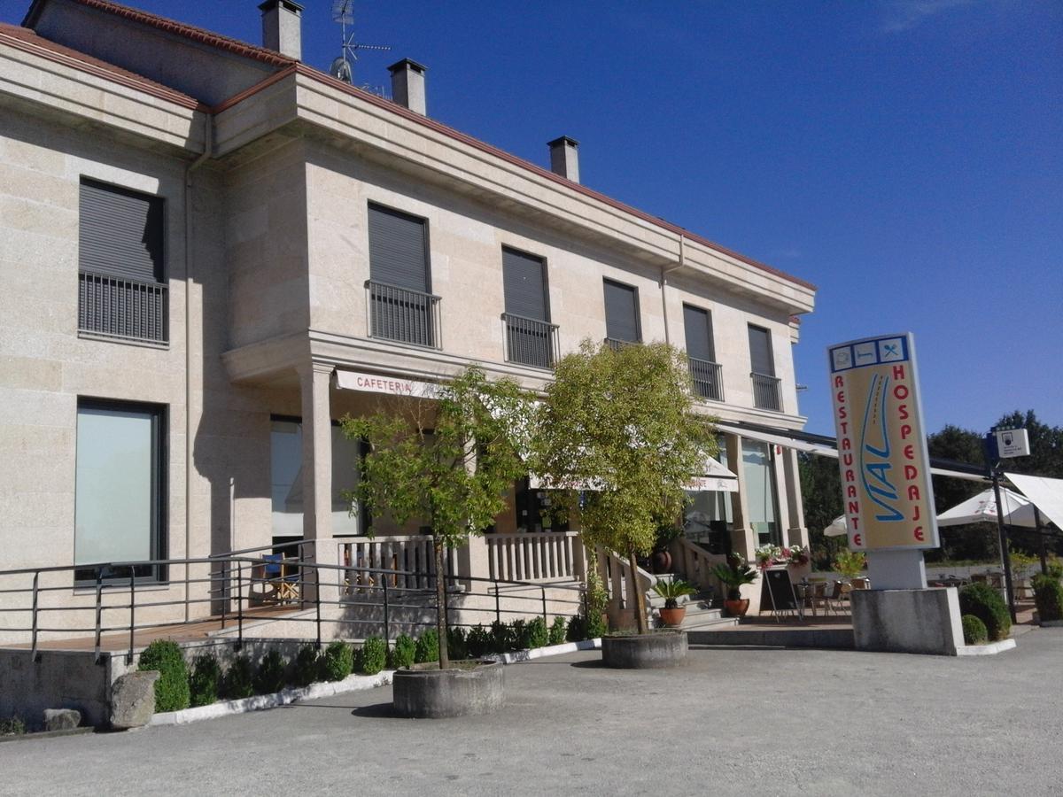Hostal Restaurante Vial Ourense Bagian luar foto