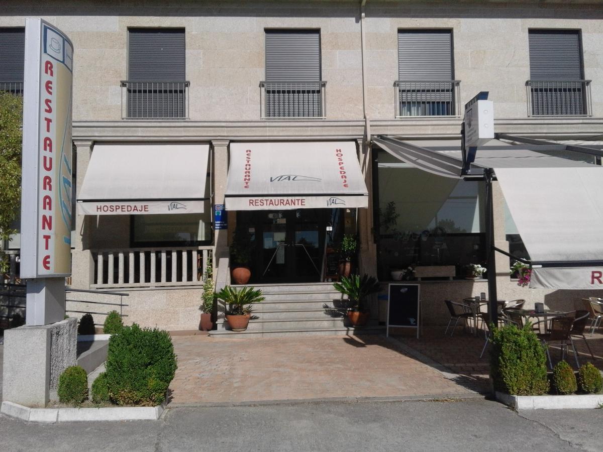 Hostal Restaurante Vial Ourense Bagian luar foto