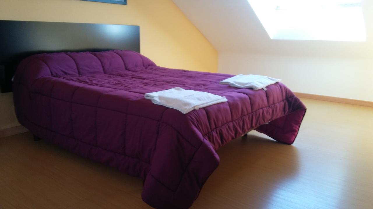 Hostal Restaurante Vial Ourense Bagian luar foto